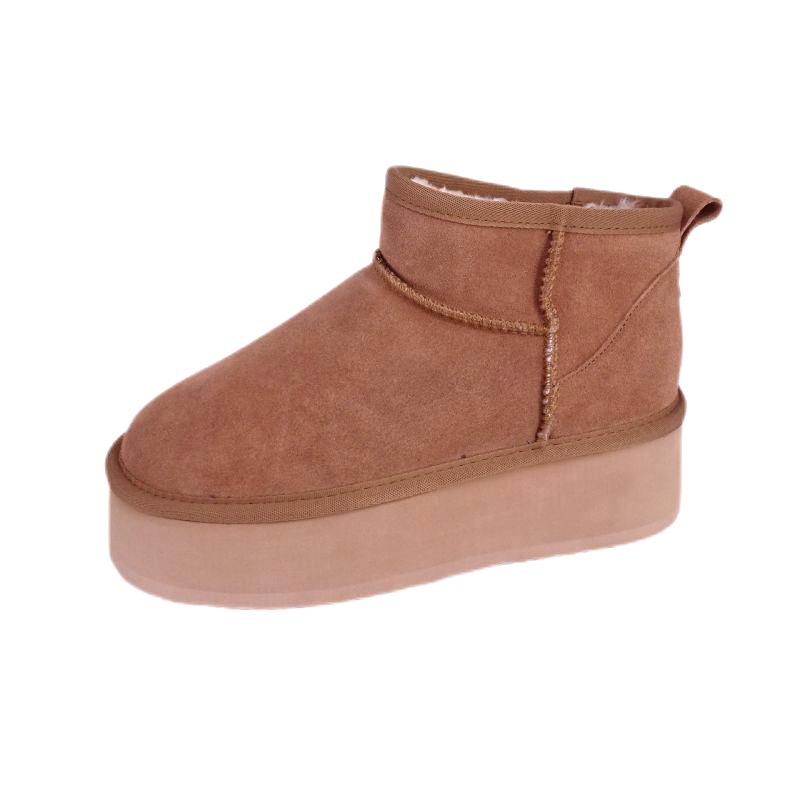 Bottes de neige: un incontournable pour rester au chaud et pratique en hiver